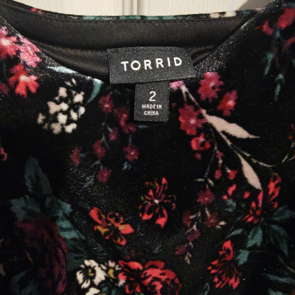 Torrid Midi Velvet Skater Dress With Pockets! - Picture 7 of 8